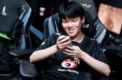 九游娱乐-阿扎伦卡连续三场比赛得分超过表现优异，RNG不断突破！